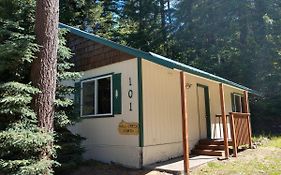 Hall Creek Cabin